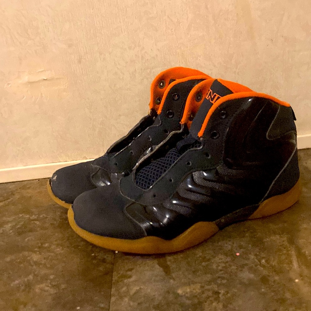AND 1 black and orange size 3 kids